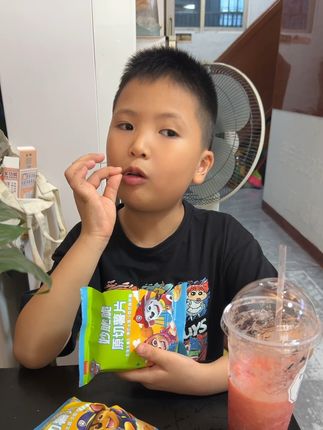 适合小朋友吃的健康#薯片 配料干净,三种口味,还是汪汪队主题的,孩子超喜欢#宝宝零食 #宝宝爱吃 #原切薯片 #未零