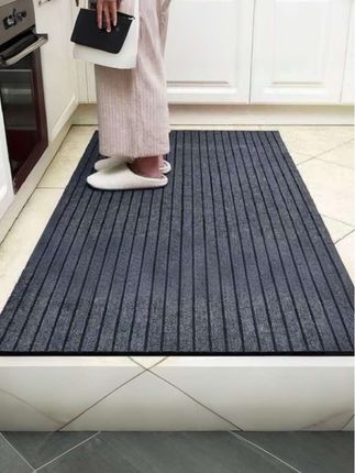入户门和厨房|#地垫 #随意裁剪#入户地垫#防滑垫 #居家好物 @DOU+小助手