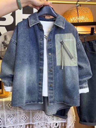 #上热门 这款超洋气~男童秋季新款百搭洋气翻领牛仔衫外套,中大童春秋潮酷款#男童穿搭 #牛仔外套 #春秋穿搭 #高品质童装