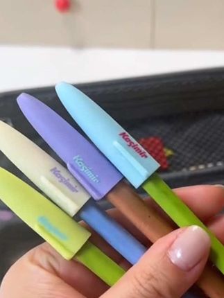铅笔笔帽可是小东西大作用啊!卡西米尔笔帽是软硅胶通用型的巨好用,难得来活动啊好划算,妈妈们赶紧冲!#文具用品#学习用品#笔帽#铅笔笔帽#开学必备