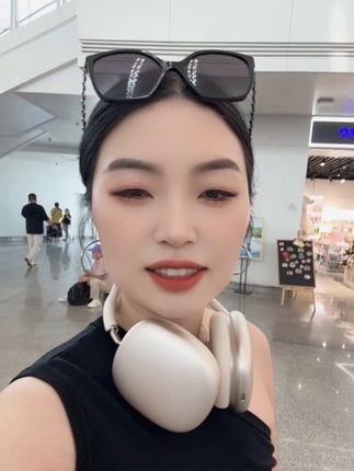 这次旅行这款小香风包搭配我所有衣服 真皮 又好看 又能装 完美