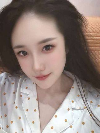 一路走来 没有敌人 全是老师 上了一课又一课 断我纯真 杀我稚 磨我心智 练我筋骨