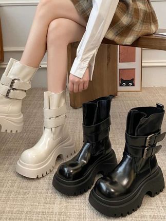 马丁靴女款2025新款秋季时尚皮带扣显瘦百搭厚底小个子短靴#你鞋真好看 #厚底马丁靴 #马丁靴 #短靴 #秋季新款
