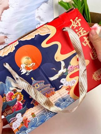 这当地人嘴是真严啊 要不是无朋友给我带的 我还真不知道这么好#中秋节 #月饼 #月饼礼盒 #五仁月饼 #太好吃了