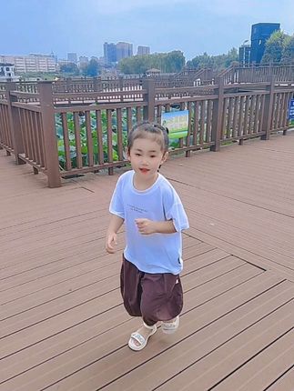 #上热门🔥 愿你快乐健康成长,#快乐就这么简单 #一起长大一起玩耍 #记录你的成长陪你一起长大 #开心快乐的小可爱