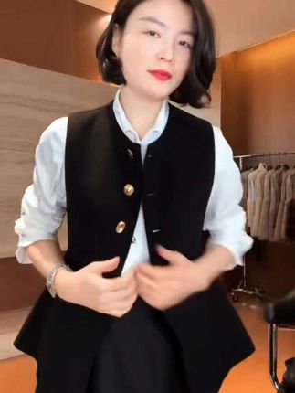 #美搭尽显女神范 #优雅气质 #穿出高级感 #好身材好气质 #名媛气质 @DOU+上热门 @DOU+小助手 @巨量千川