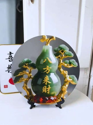 八方来财翠玉石葫芦摆件,八方来财这寓意大家应该都喜欢吧,摆客厅办公室都很合适#八方来财#摆件#家居摆件@巨量千川 #摆件