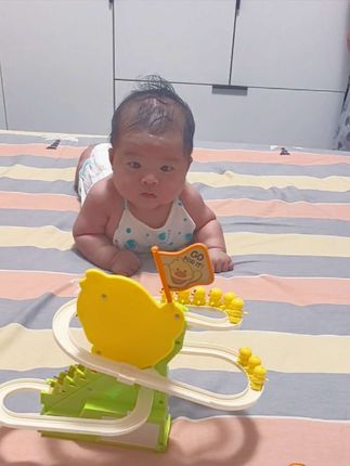 咱就是说这个经济实惠,宝宝喜欢的小黄鸭爬楼梯玩具,到底是谁还没有入手,家里有小朋友的快给她们带回家吧#宝宝玩具 #爬楼梯玩具 #人类幼崽成长记 #带娃神器