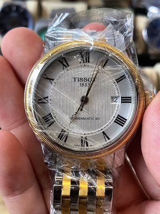 天梭港湾99新间金钢带款到店,搭配新款80机芯超续航,喜欢直播间见#手表#天梭