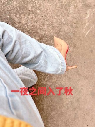 穿8cm高跟鞋出门如履平地的女人,干什么都会成功的#高跟鞋