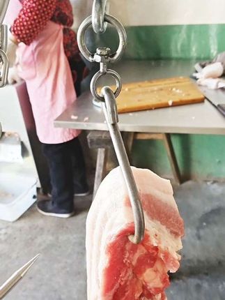 不锈钢肉钩杀猪屠宰用挂勾吊钩猪肉牛肉羊肉场景钩子抓钩杀猪 #不锈钢肉钩子 #钩子#挂钩#吊钩#腊肉钩子