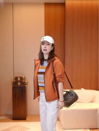 【橙光溢彩】秋季特定时尚软壳冲锋衣外套XY25379 谁穿谁好看#轩羽JDND #出游穿搭 #每日分享 #春秋穿搭 #外套