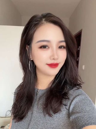 这款防脱生发洗发水真的很值得头发稀少的拥有,直播是真不敢介绍啊,但是它是真好用啊🥰🥰🥰