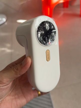 #好物推荐🔥 #居家好物 Amemura电动毛球修剪器充电式衣服剃毛器去球刮毛球器打毛机神器#自用好物推荐 #毛球修剪器