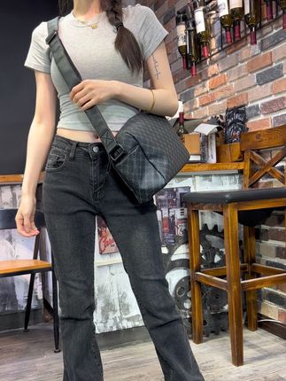 #百搭包包 #男包 #单肩斜挎包 #通勤搭配 #包包推荐