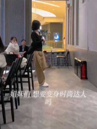 香朵儿时尚潮流百搭精品女装套装2025春秋季新款卫衣弯刀裤两件套