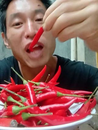 #无辣不欢美食 #爱吃辣椒的小孩 #效果无不良导向