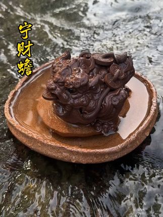 把心事说给山川听,让自由住进心里#器物之美终归于心 #紫砂 #紫砂茶宠 @紫砂大年 @柏年宸器
