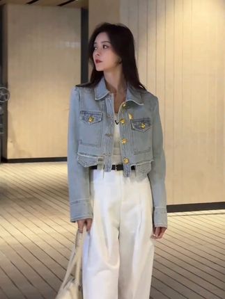 谁不是衣服一换、妆一化就可以成为漂亮xian' jie jie#女装 #牛仔马甲搭配