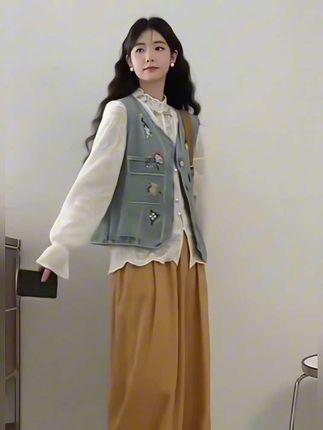 #创作灵感 大码胖mm韩系减龄秋冬新款刺绣牛仔马甲蕾丝衬衫阔腿裤三件套装女#好物推荐🔥 #大码女装 #穿搭 #谁穿谁好看 @抖加🔥上热门🔥dou+🔥热点宝