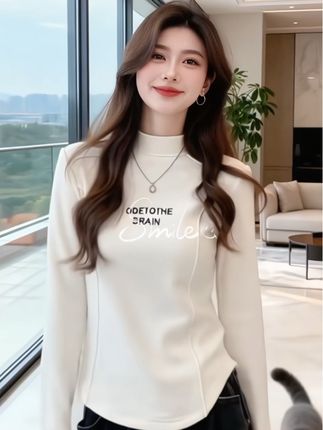 #早秋各式各样的平价上衣分享 #时尚穿搭 #减龄显瘦穿搭 #t恤穿搭 #打底衫