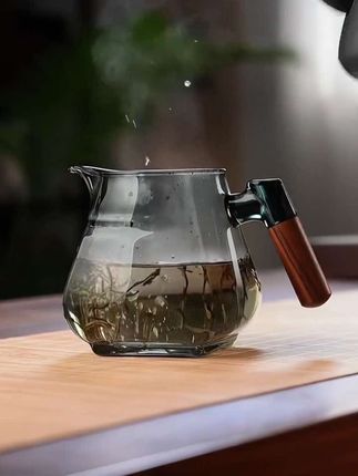 耐热玻璃防烫木把月牙过滤公道杯泡茶器#玻璃茶具 #泡茶神器 #月牙过滤公道杯 #茶杯 #茶壶茶具