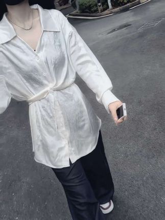 这个时代,不缺笑话,缺真话,不缺感情,缺真情!一辈子很短,要好好爱自己,你的优秀,要遇到识货的人,你的真诚,要遇到珍惜的人,你的善良,要遇到感恩的人#穿搭#衬衫穿搭 #大码女装#纯欲风 #洋气减龄