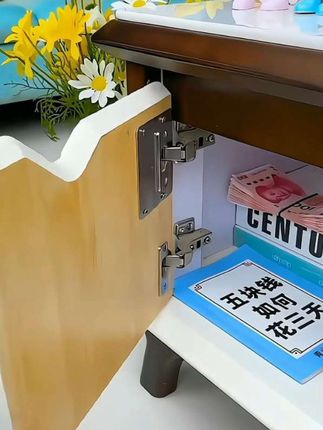 家里柜门用久了容易坏,柜门合页螺丝松动,用这个#橱柜合页修复器 #合页修复版 #五金工具 #生活好帮手 #木工好帮手 轻松搞定,自己在家都可以维修。