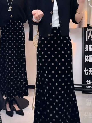 #无限回购的宝藏单品 【正版原版】【两个裙长】丝绒半身裙女秋季女装高腰显瘦a字鱼尾裙#时尚#高级感穿搭