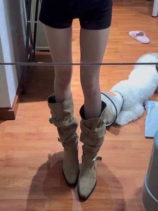 粗根7cm增高搭配复古风,美拉德、废土风 #ootd穿搭 #靴子 #堆堆靴 #靴控