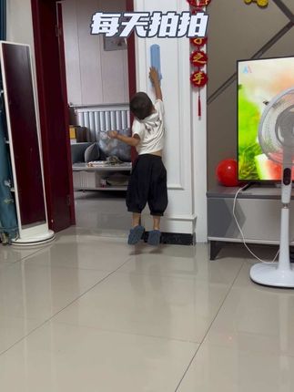 孩子抢着拍 #无限回购的宝藏单品 #摸高跳 #摸高 #摸高器 #摸高计数器