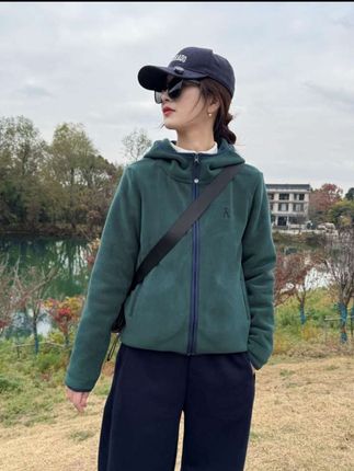 Lesacha澜石!新款时尚洋气撞色边设计感小众连帽卫衣(24332)#衣服质量杠杠的好 #衣服穿搭 #衣服好看漂亮喜欢推荐