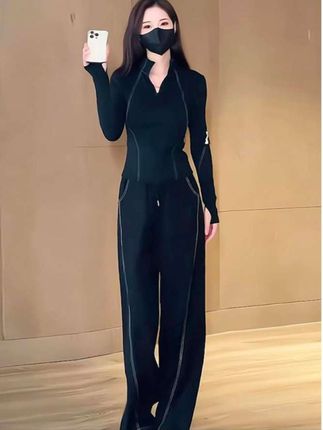 早秋穿搭一整套时尚休闲黑色女士运动秋季套装女款爆款2025新款#穿出你的时尚你的感觉 #黑色运动套装 #时尚休闲套装 #穿出自信穿出美