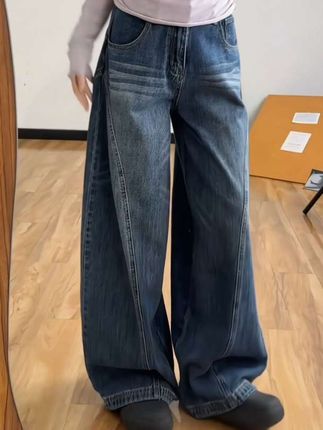 #牛仔裤穿搭 #显瘦牛仔裤 #大长腿的秘密 #牛仔穿搭 @DOU+上热门
