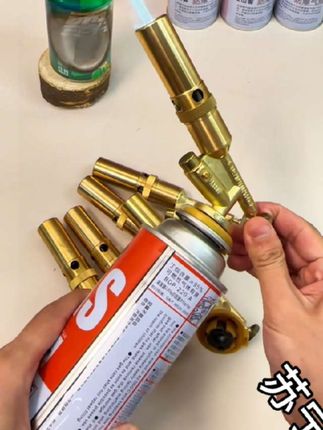 #创作灵感 #五金工具优选 #铁板烧 #户外烧猪毛 #便捷小气罐