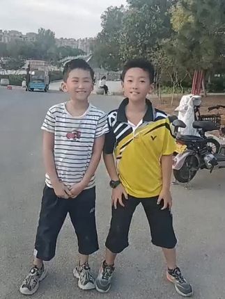 #飞天特效 #不一样的感觉 #极限运动挑战 #助手抖音 #飞越天下 😁😁
