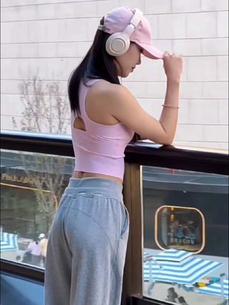 的确奇裸感无痕薄款运动背心女外穿打底美背内衣瑜伽健身服夏19 #无痕背心#运动背心#瑜伽背心#美背背心#瑜伽打卡