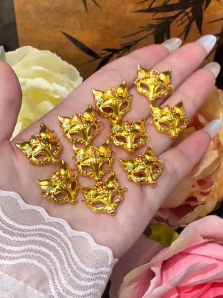 珐琅黄金狐狸面具,智慧与灵动的相结合#黄金 #仙女必备 #种草