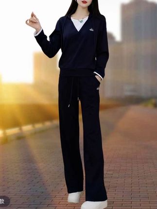 假两件卫衣套装女秋2025年新款时尚女装跑步休闲运动服长袖两件套#显高显瘦 #减龄穿搭 #运动套装穿搭 #遮肚子藏肉 #时尚休闲套装