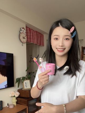 宝宝长牙之后一定要给他好好刷牙!#combo弹力刷 专为儿童设计,宝宝自己刷牙也不怕伤害牙龈啦#母婴好物 #儿童牙刷 #宝宝牙刷 #combo儿童牙刷