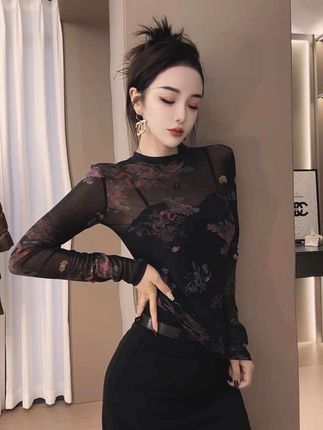 #新款上新#洋气小衫#内搭外穿都好看#面料柔软舒适#谁穿谁好看