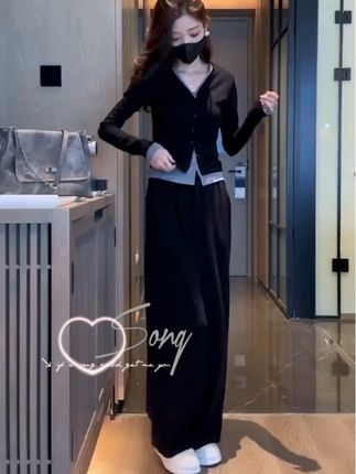 假两件长袖针织衫女春秋季2025新款小个子v领修身显瘦短款上衣ins#日常分享 #逆袭 #面料柔软舒适 #穿搭#女装@DOU+上热门