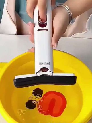 代替抹布的#迷你海绵拖把我还是第一次见!用打扫卫生手都不用沾水了还不脏手,小巧灵活用起来就很方便#免手洗拖把#超便宜超划算#清洁神器#家务好帮手