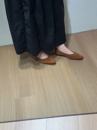 怎么这么显白!#复古女鞋 #软底软面穿上超舒服 #轻奢女鞋 #美拉德穿搭 #一脚蹬