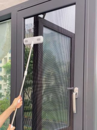 清洁纱窗就用这个,试试这个干湿两用的#纱窗刷 清洁纱窗简单方便#纱窗清洁刷 #擦窗神器 #二合一纱窗刷#清洁神器