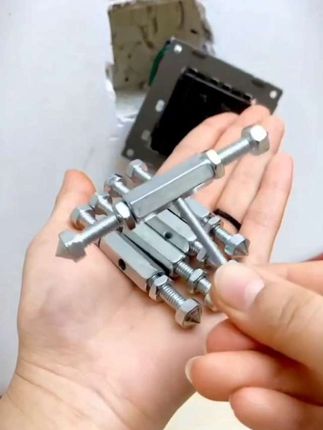 通用86型118型暗盒修复器接线盒插座底盒固定工具开关盒撑杆修复#暗盒修复器#86型暗盒修复器#电工修理#方便又实用 #实用好物@DOU+小助手