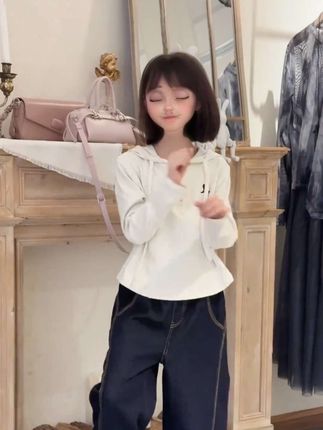 2025秋冬男女童休闲牛仔裤百搭宽松中大童百搭弯刀裤针织帽衫套装#强烈推荐 #今日穿搭 #韩系穿搭 #温柔穿搭 #童装