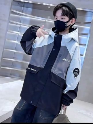 男童冲锋衣可拆卸三合一2025新款秋装中大儿童男孩秋季外套春秋款#男童穿搭 #男童冲锋衣三合一可拆卸 #中大童男童外套 #男童童装 #秋季外套