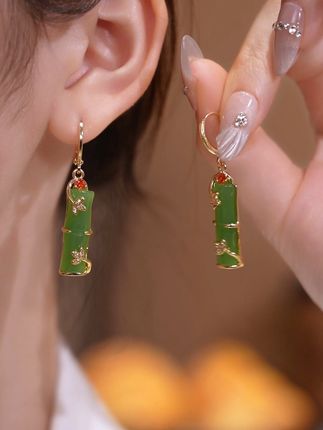 绿色竹节耳环#耳环控 #时尚饰品 #耳扣#精致优雅 #首饰分享