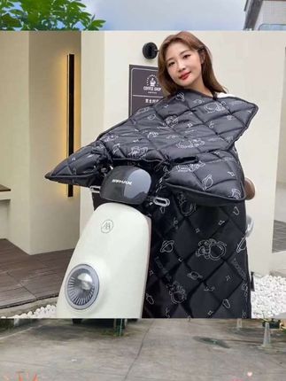 电动车挡风被冬季加大加厚保暖加绒防水电瓶摩托车春秋防寒挡风罩#挡风被 #电动车挡风 #这个冬天不怕冷 #保暖又好看